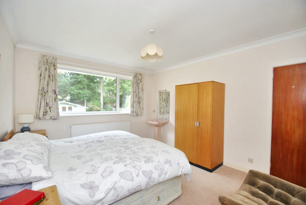 Spacious house for sale Leven Close, Talbot Woods Hardwick Estate