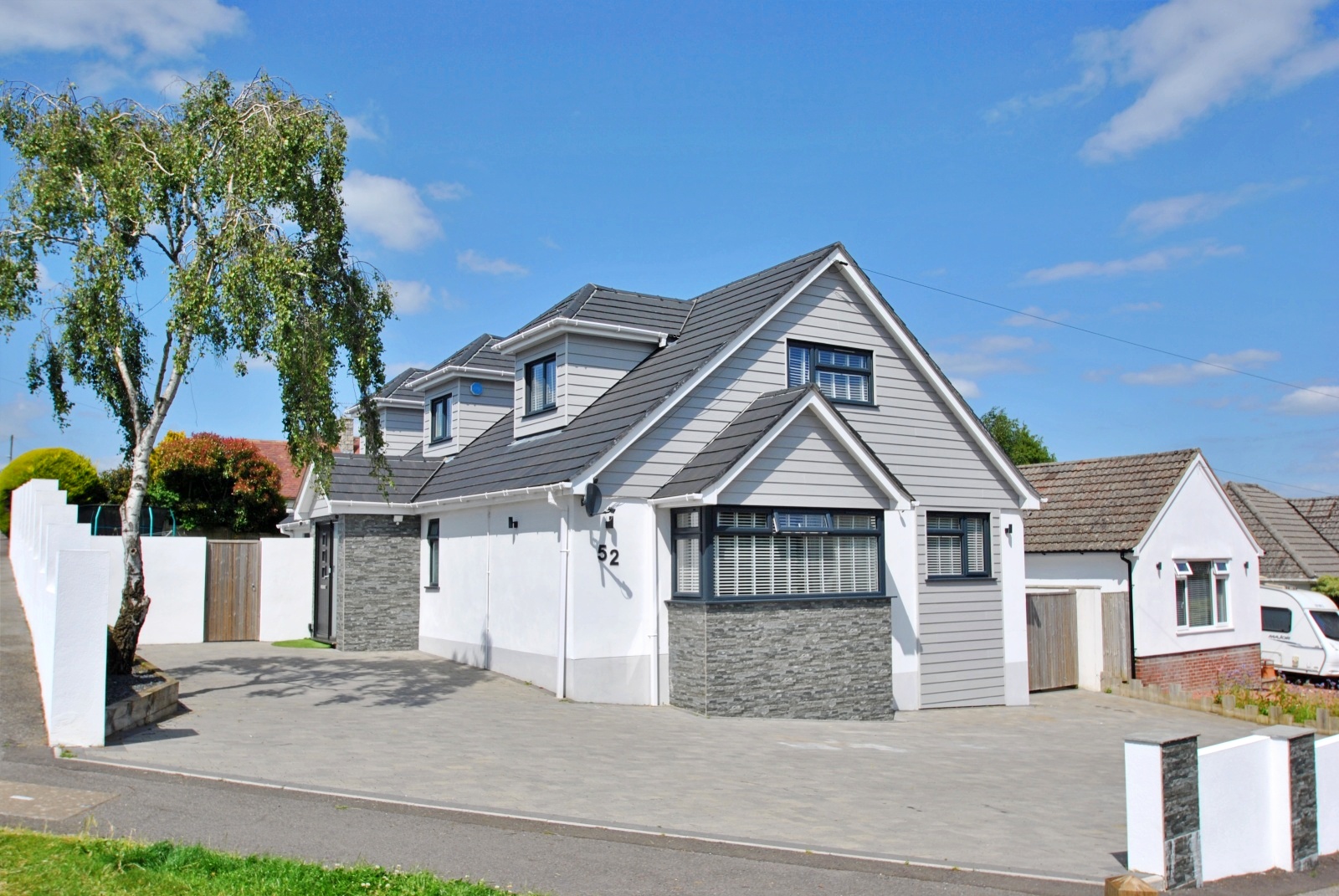 Spacious detached home for sale in Anvil Crescent, Broadstone