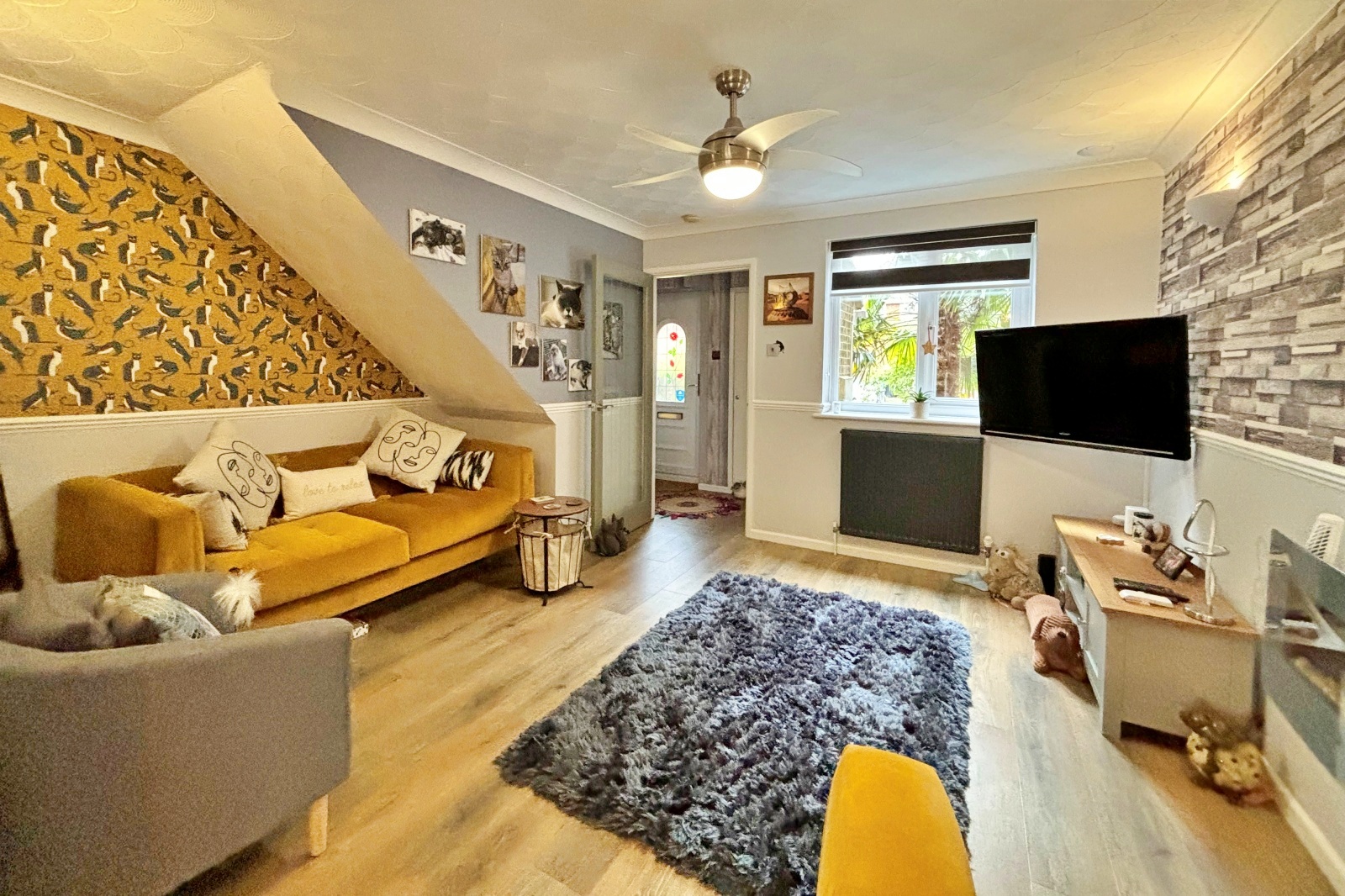 Beautifully presented house in Viscount Walk, Bearwood Hardwick