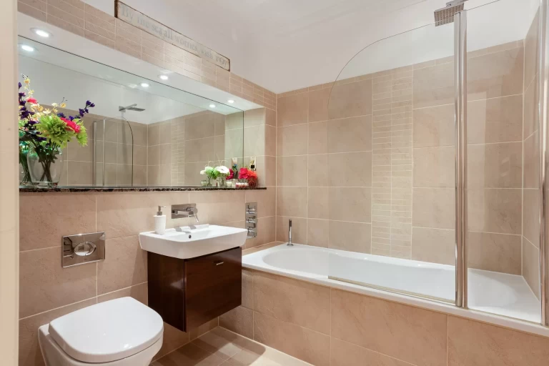 64926_Flat 2, Westbridge Park, 24 West Overcliff Drive Bournemouth - (19)