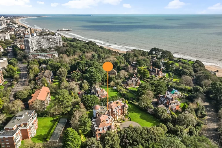 64926_Flat 2, Westbridge Park, 24 West Overcliff Drive Bournemouth - (22)